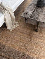 Alfombra-tapete-de-yute-marron-LIA-BORDE-NATURAL-OSCURO-Mihran-08