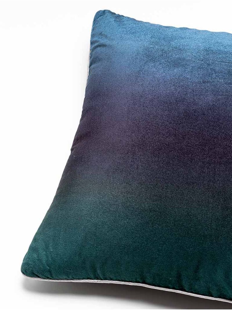 COS0022_Almohadon-conjin-color-CLER-45X45-Landmark-02-2